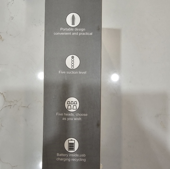 Vacuum blackhead remover - Picture 6 of 6